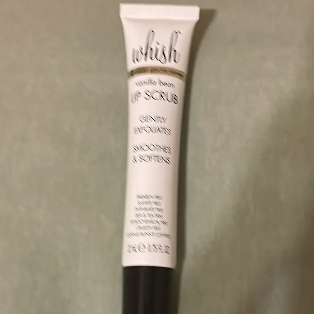 Whish Lip Scrub Vanilla Bean .74 Oz  new‎ in box